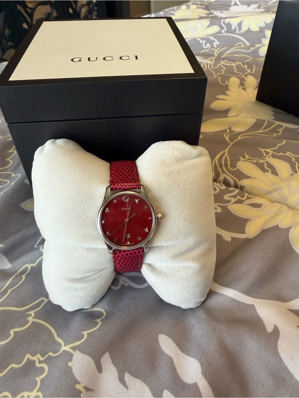 Gucci G Timeless Woman’s Wristwatch